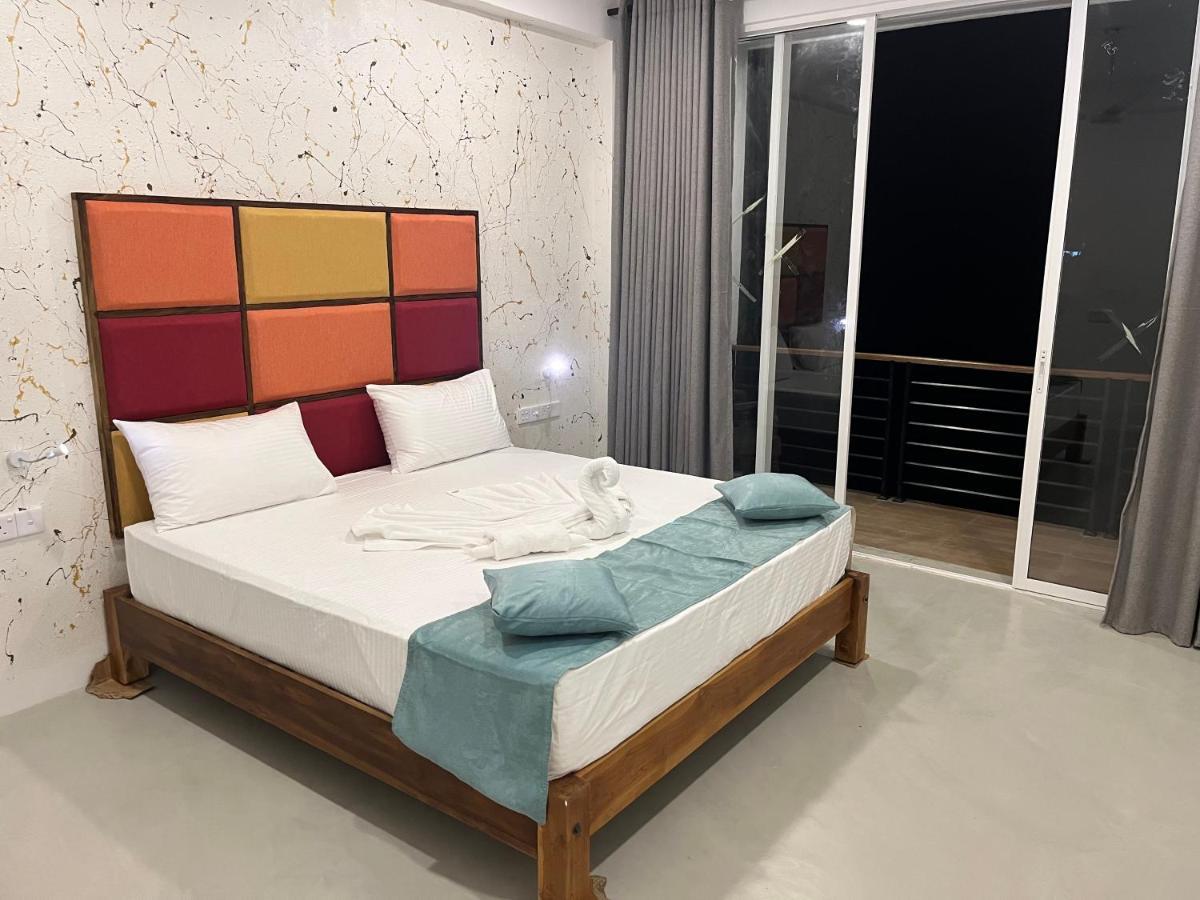 Edge Hotel 3*