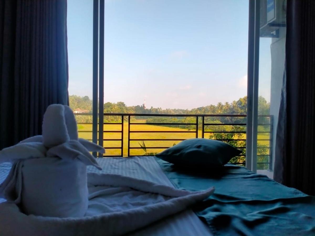 Hotel Edge Hikkaduwa